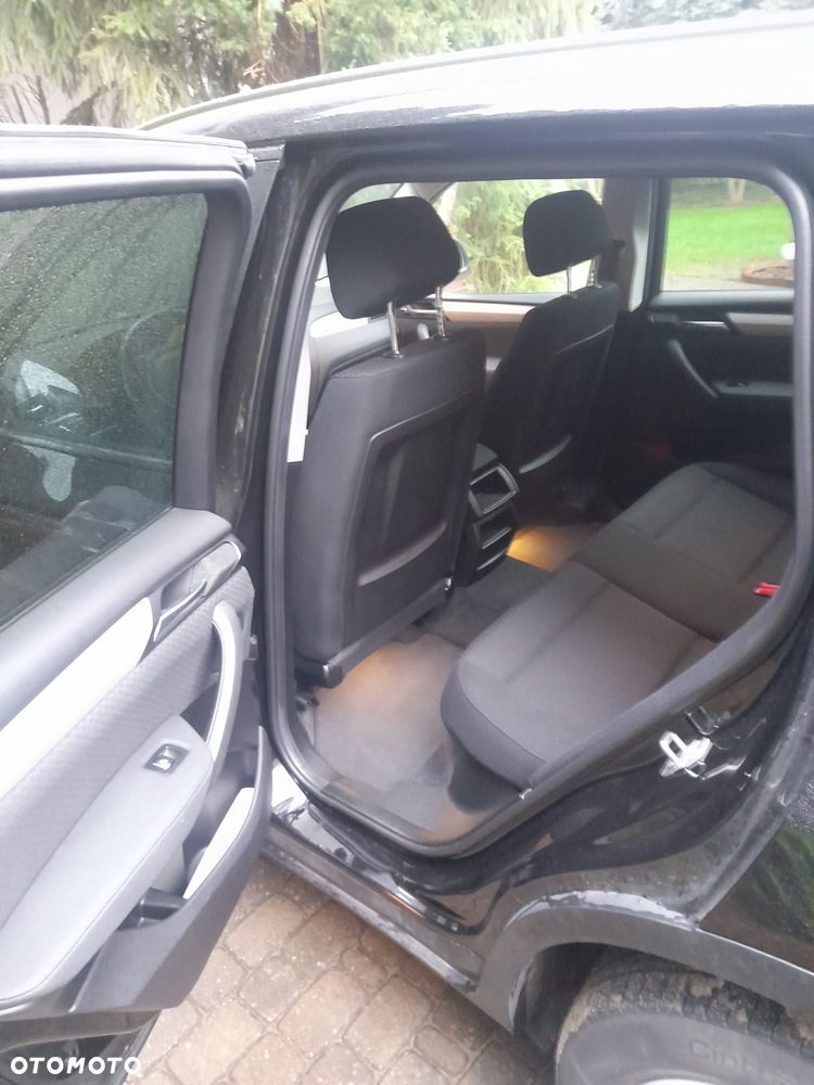 BMW X3 xDrive20d - 8