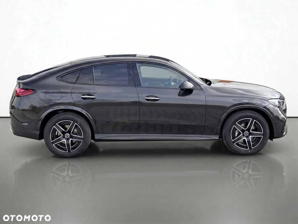 Mercedes-Benz GLC - 9
