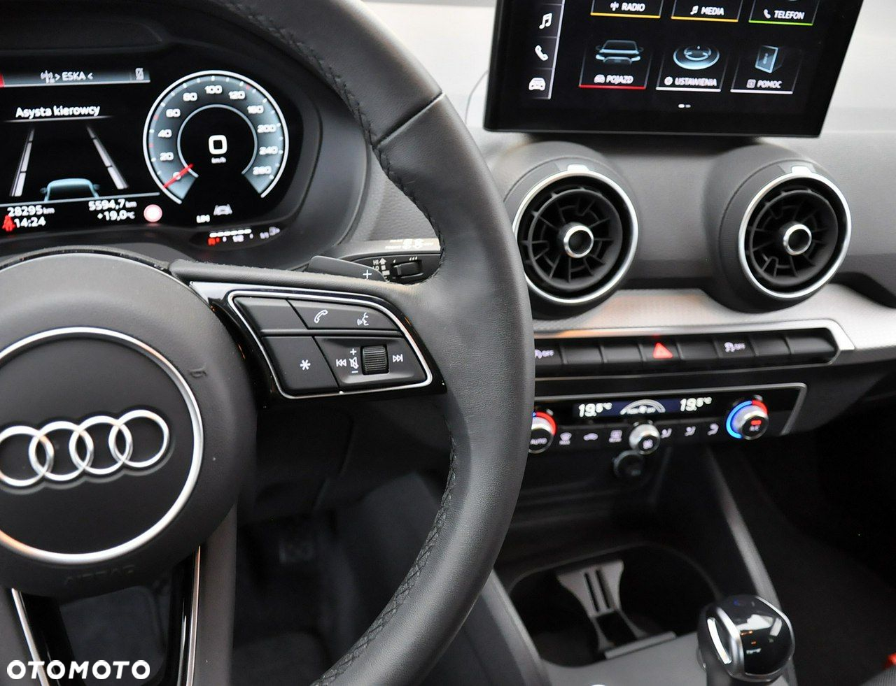 Audi Q2 - 19