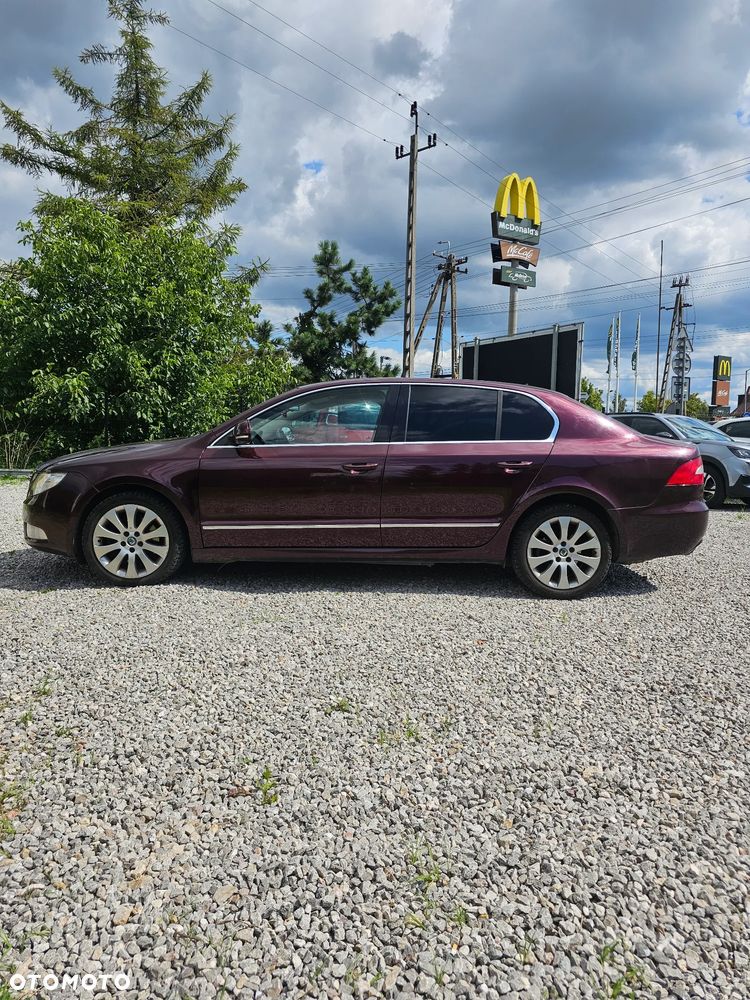 Skoda Superb 2.0 TDI Elegance DSG - 5