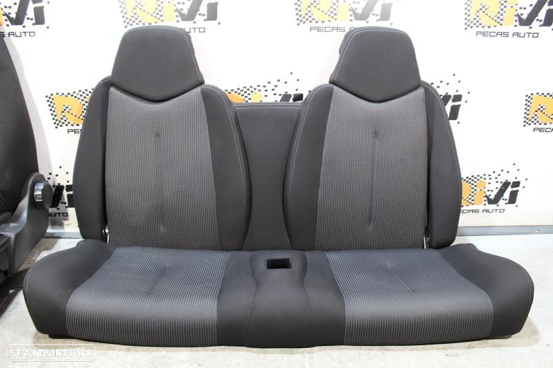 Bancos Peugeot RCZ em Tecido - 7
