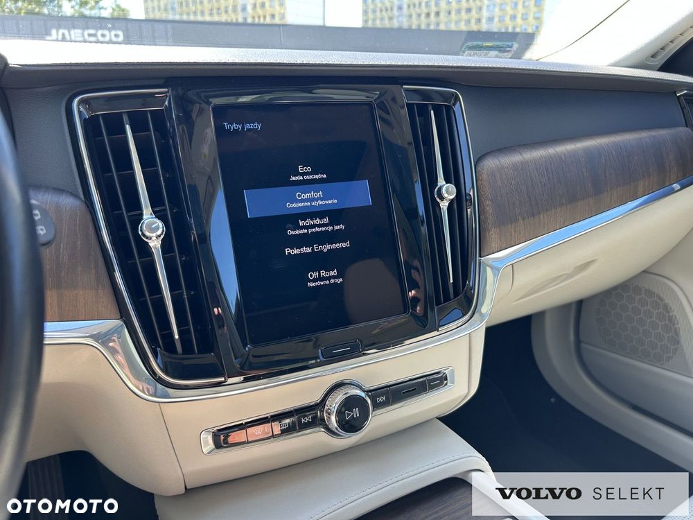 Volvo V90 Cross Country - 20