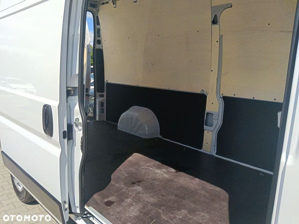 Toyota PROACE MAX - 12