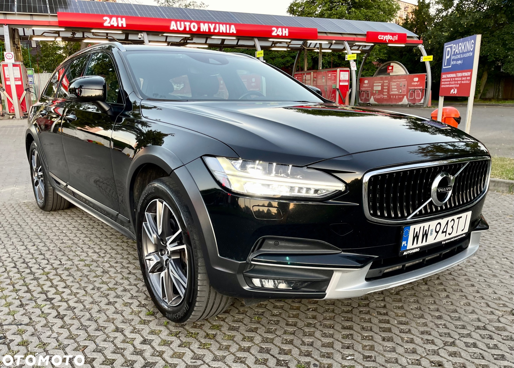 Volvo V90 Cross Country D5 AWD Geartronic Pro - 12