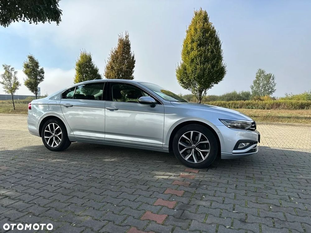 Volkswagen Passat 2.0 TSI Business DSG - 22