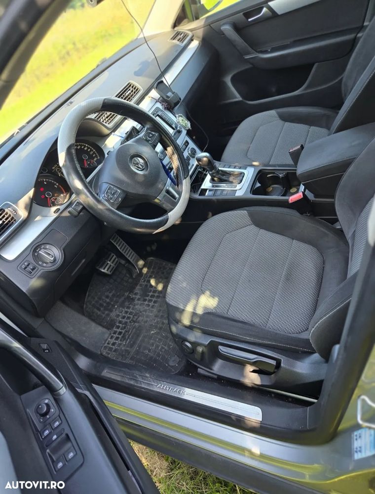 Volkswagen Passat Alltrack - 4