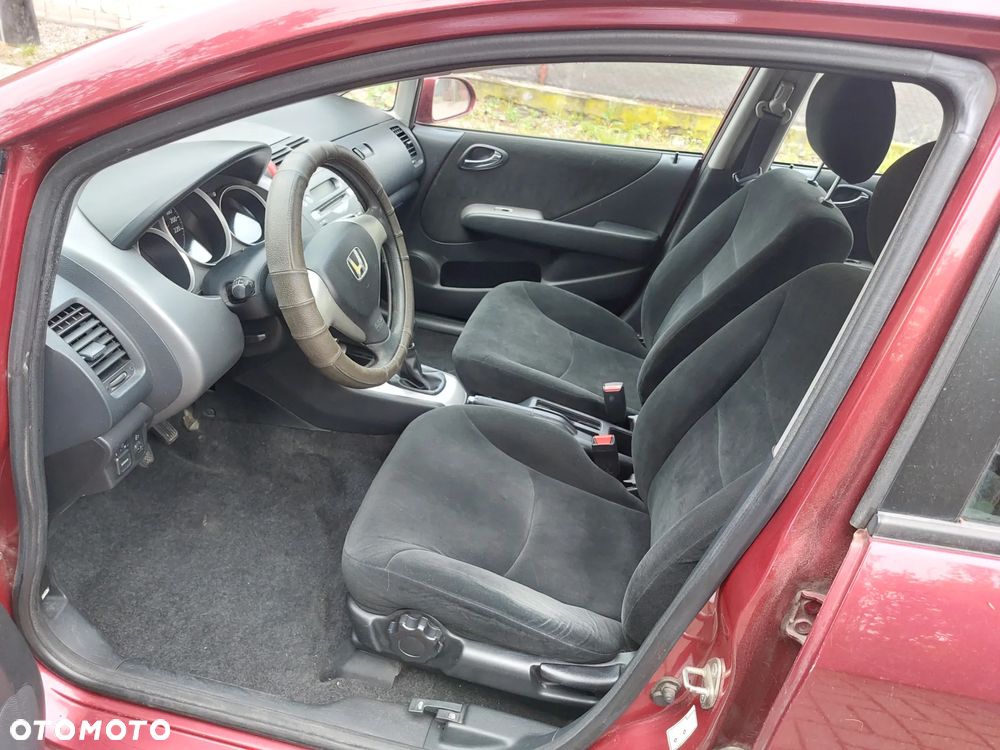 Honda City 1.4 Comfort - 11