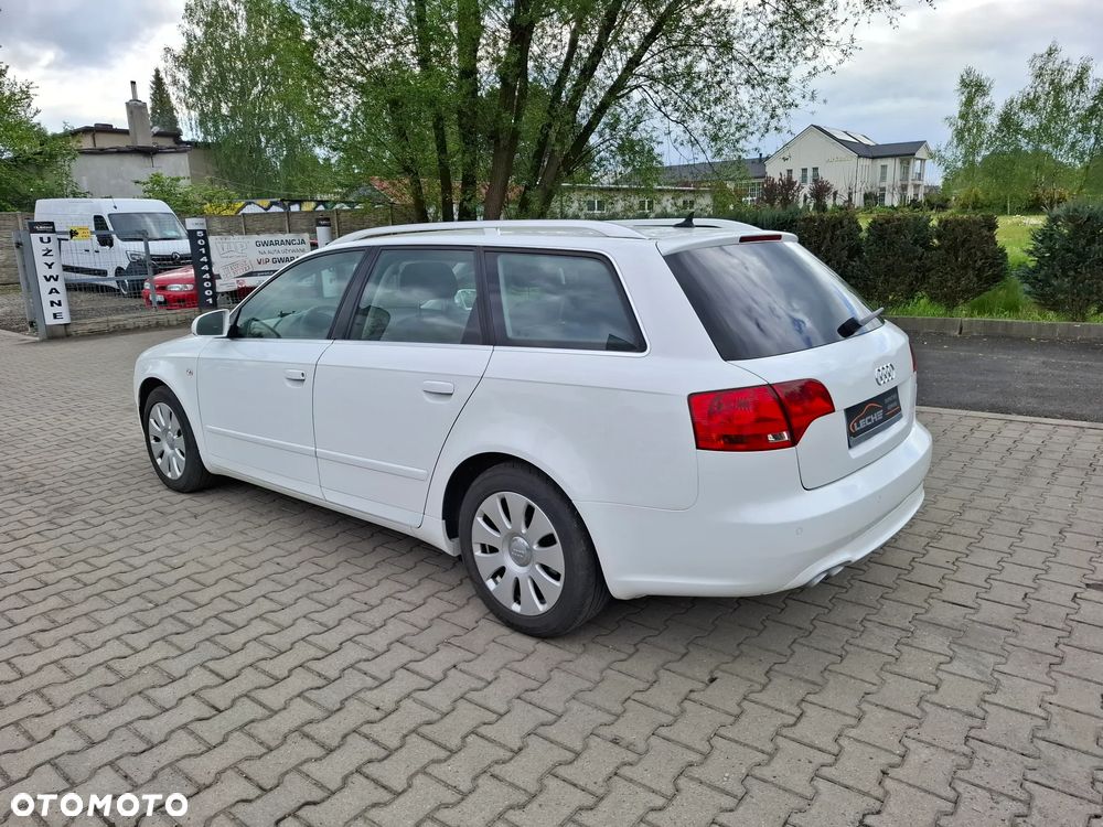 Audi A4 Avant 2.0 TDI - 24