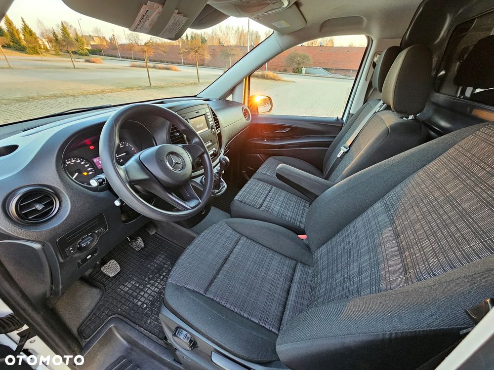 Mercedes-Benz Vito - 29