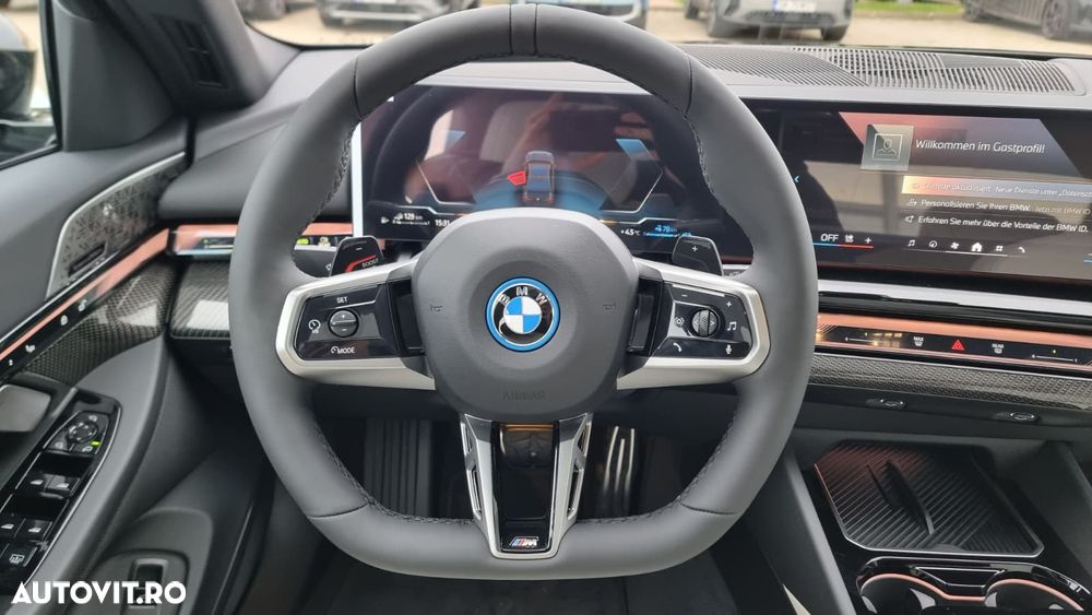 BMW Seria 5 530e xDrive AT PHEV - 19