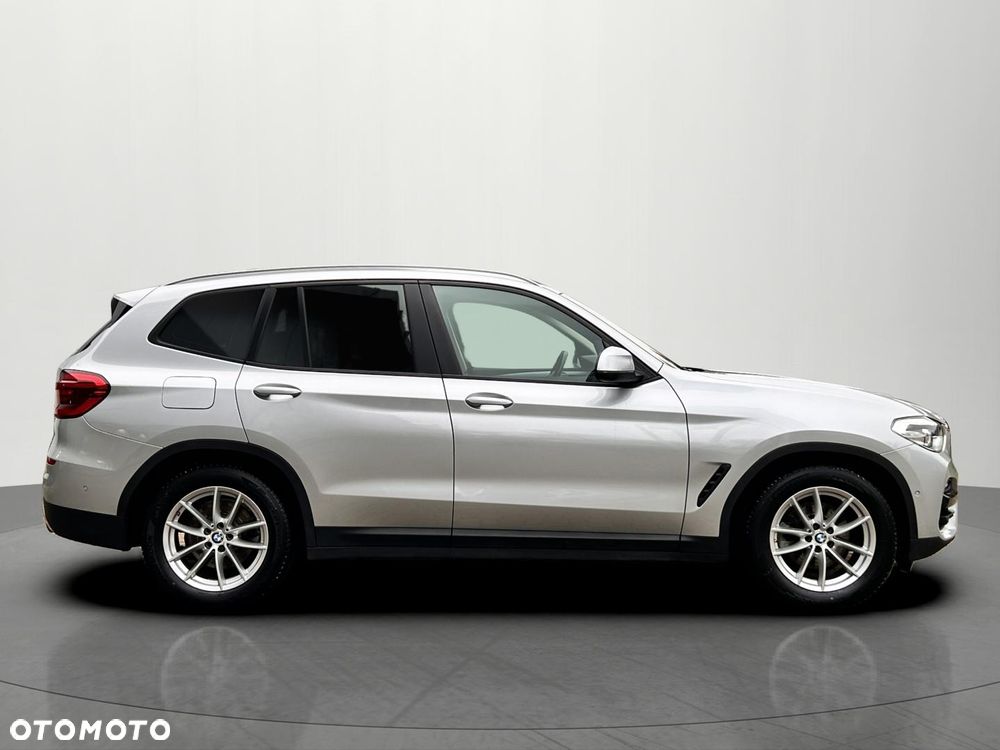 BMW X3 xDrive20i GPF Advantage - 12