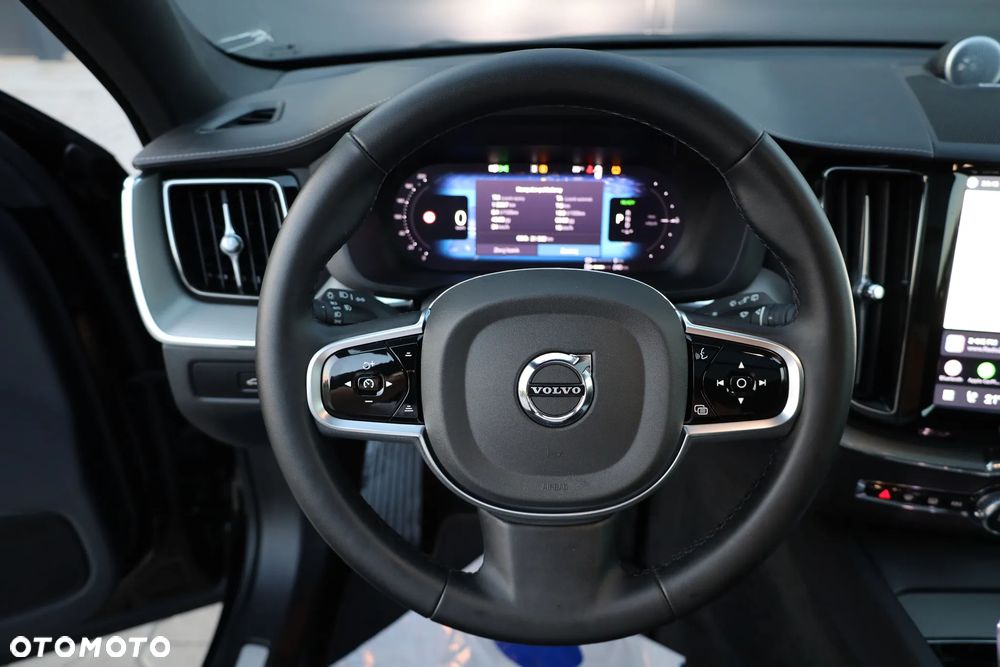 Volvo XC 60 T8 AWD Ultra Black Edition - 12