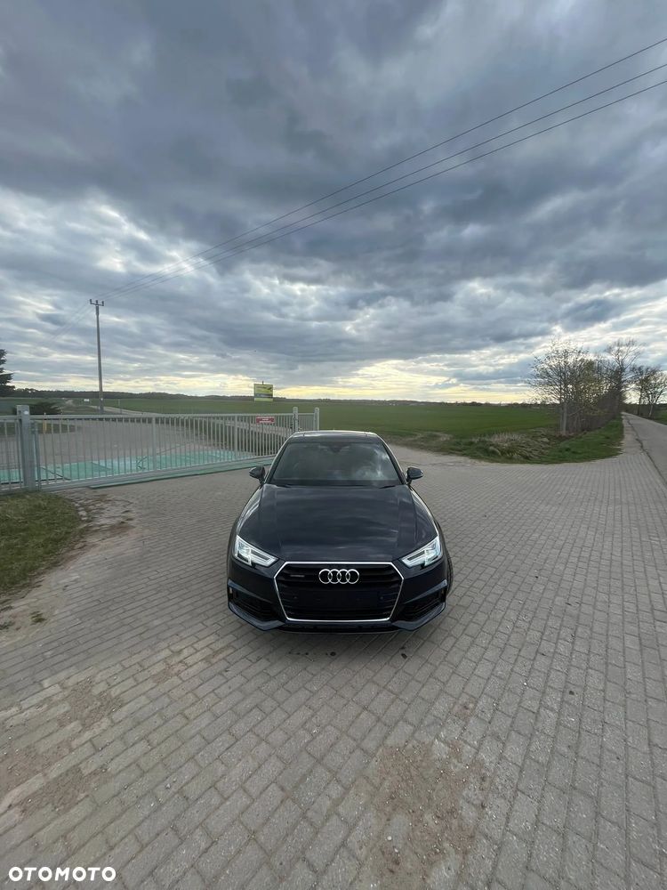 Audi A4 Limousine - 4