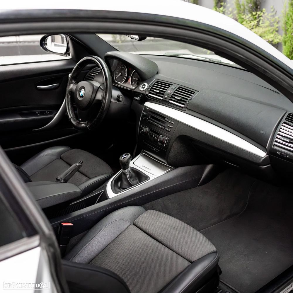 BMW 120 d Coupe Limited Edition Lifestyle c/ M Sport Pack - 6