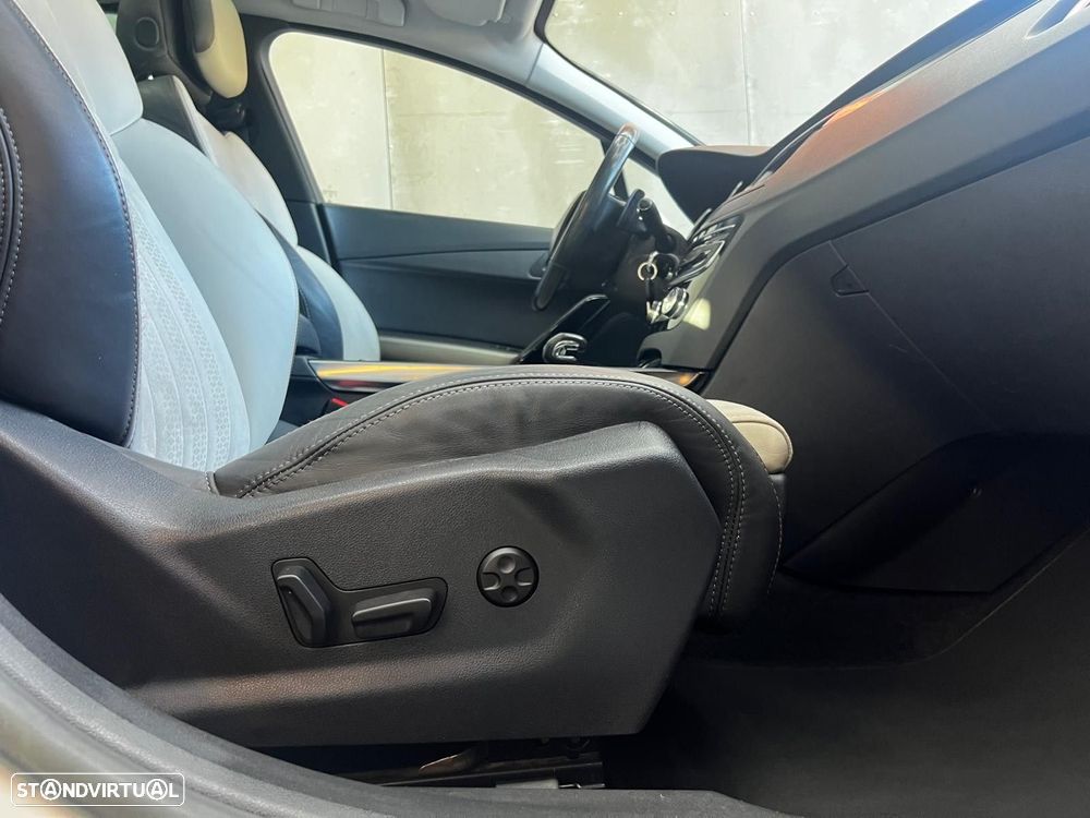 Peugeot 508 RXH 2.0 HDi Hybrid4 2-Tronic - 46