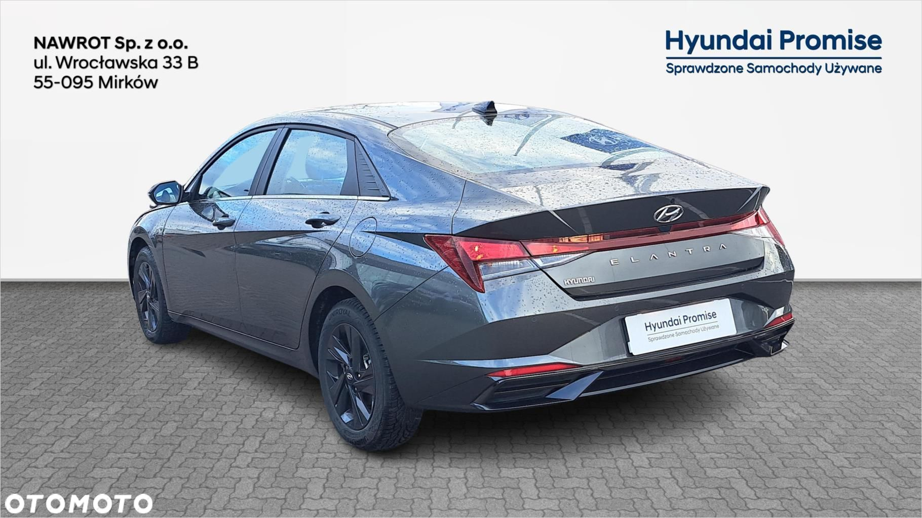 Hyundai Elantra - 3