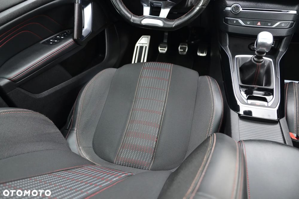 Peugeot 308 BlueHDi 130 Stop & Start GT - 33