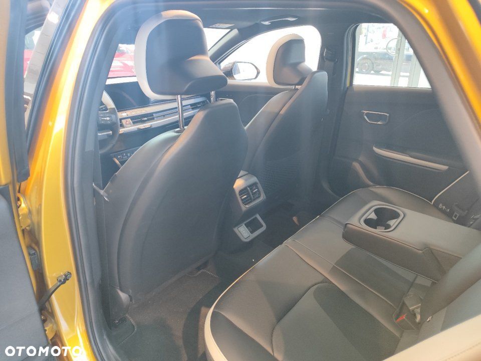 Kia K4 - 8