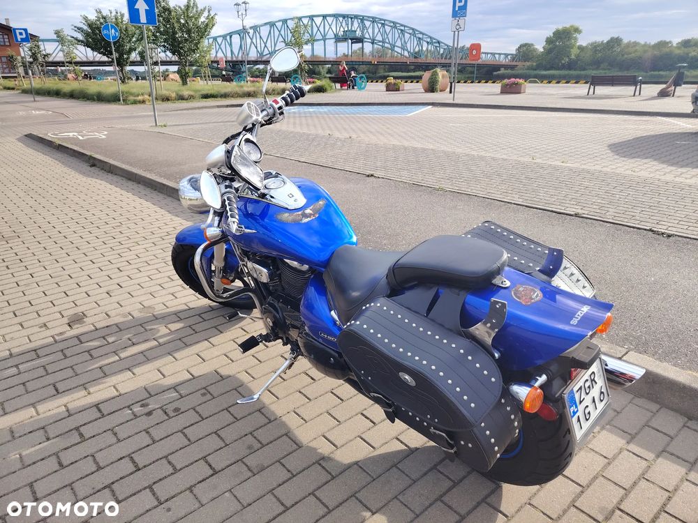 Suzuki Boulevard - 10