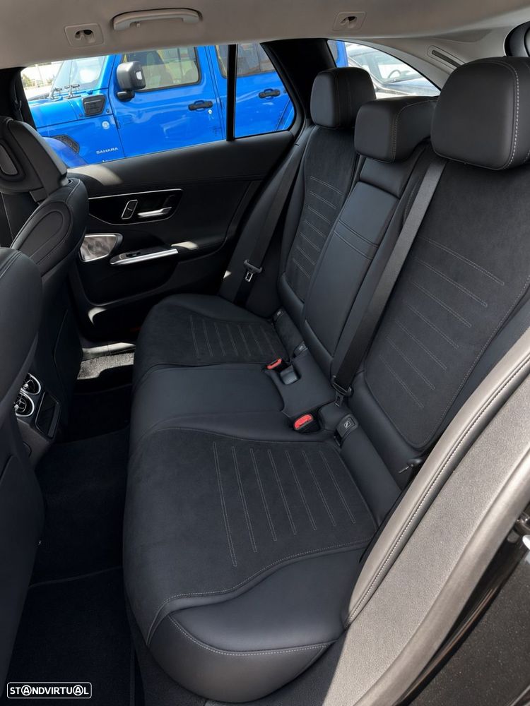 Mercedes-Benz C 300 - 16