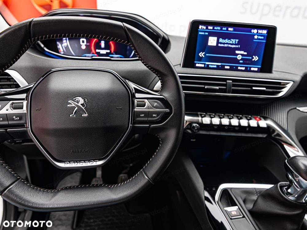 Peugeot 3008 - 15