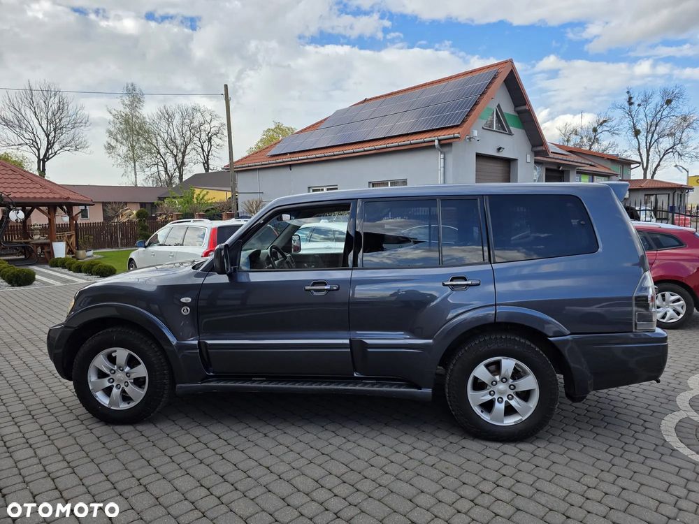 Mitsubishi Pajero 3.2 DID Instyle DAKAR - 7
