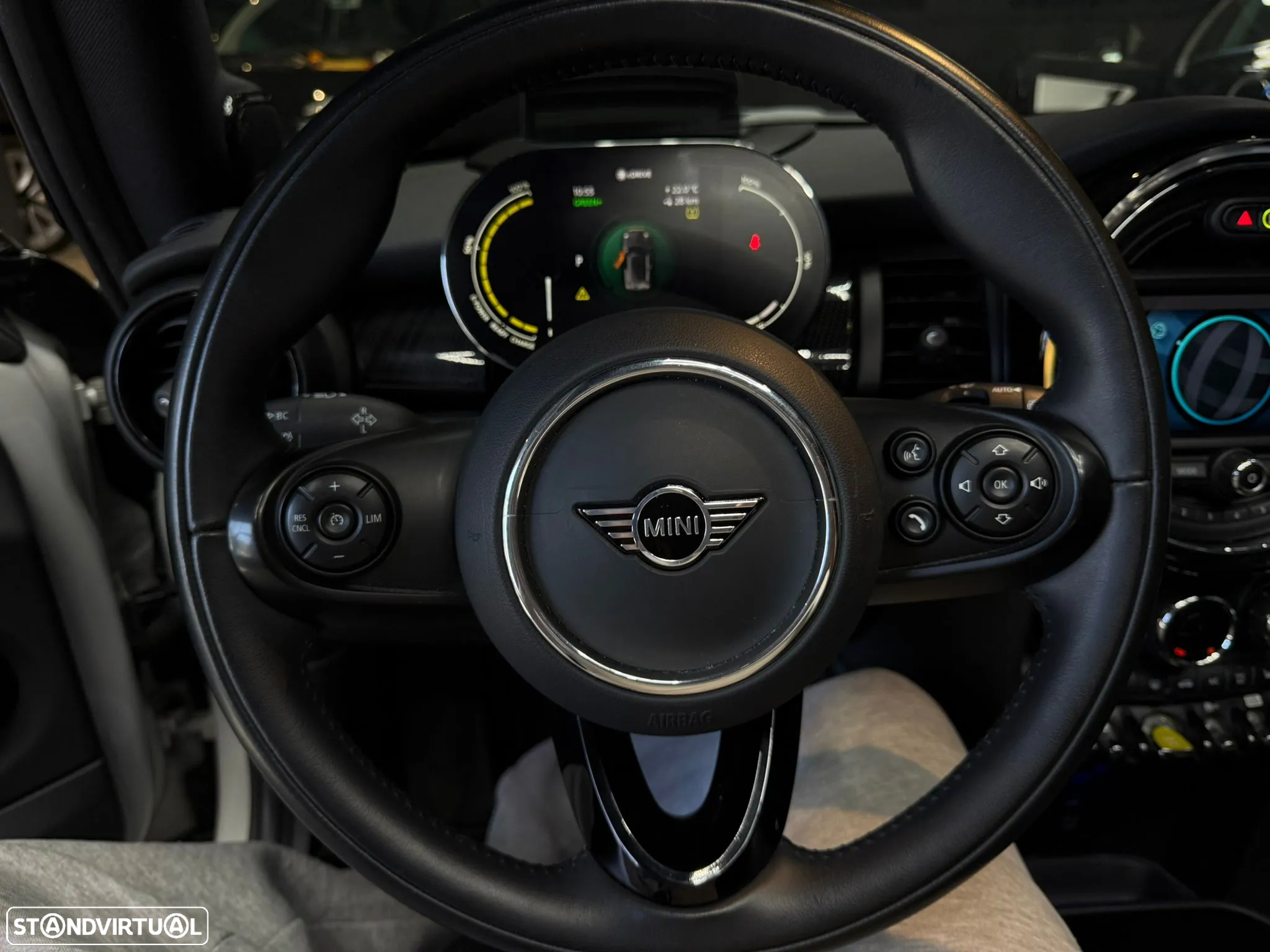 MINI 3 Portas Cooper SE Premium P. Yours - 25