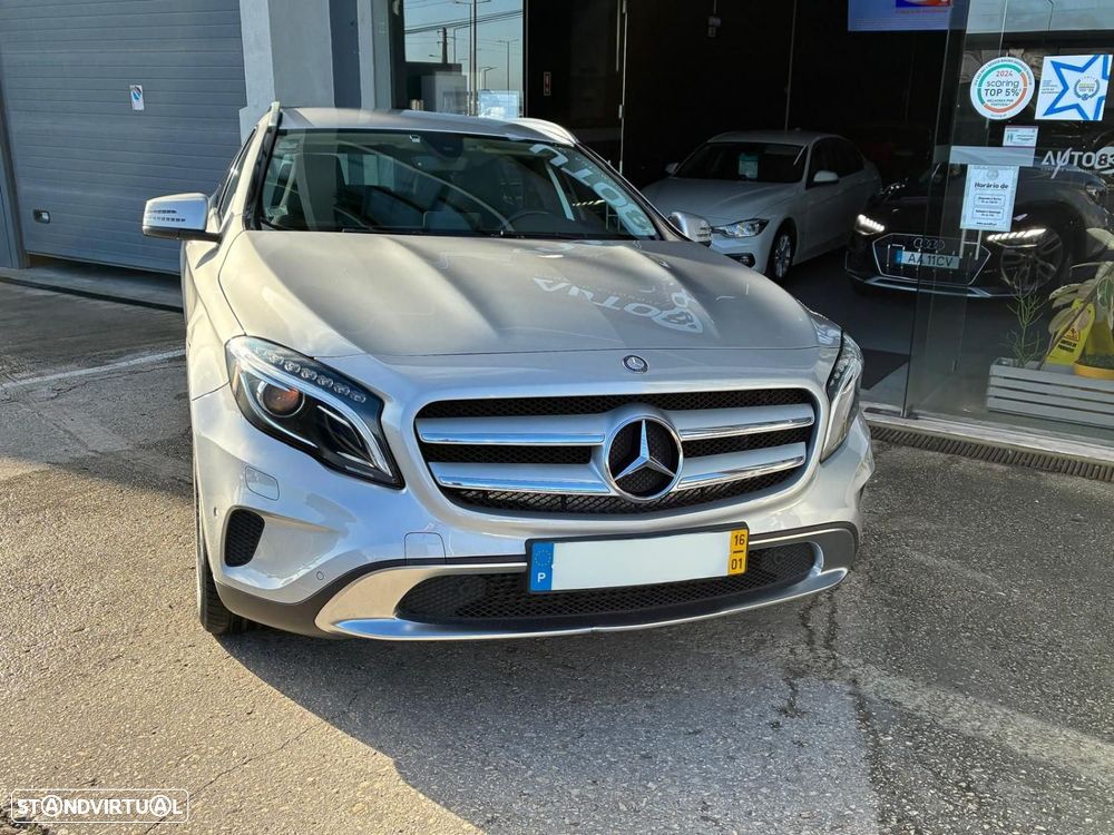Mercedes-Benz GLA 180 d Urban — fotografia 6