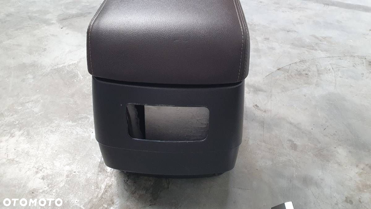 FOTELE KANAPA BOCZKI WNĘTRZE KOMPLET 7 OSÓB MITSUBISHI PAJERO IV EU - 12