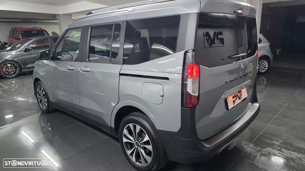 Ford Tourneo Courier 1.0 EcoBoost Titanium DCT - 25
