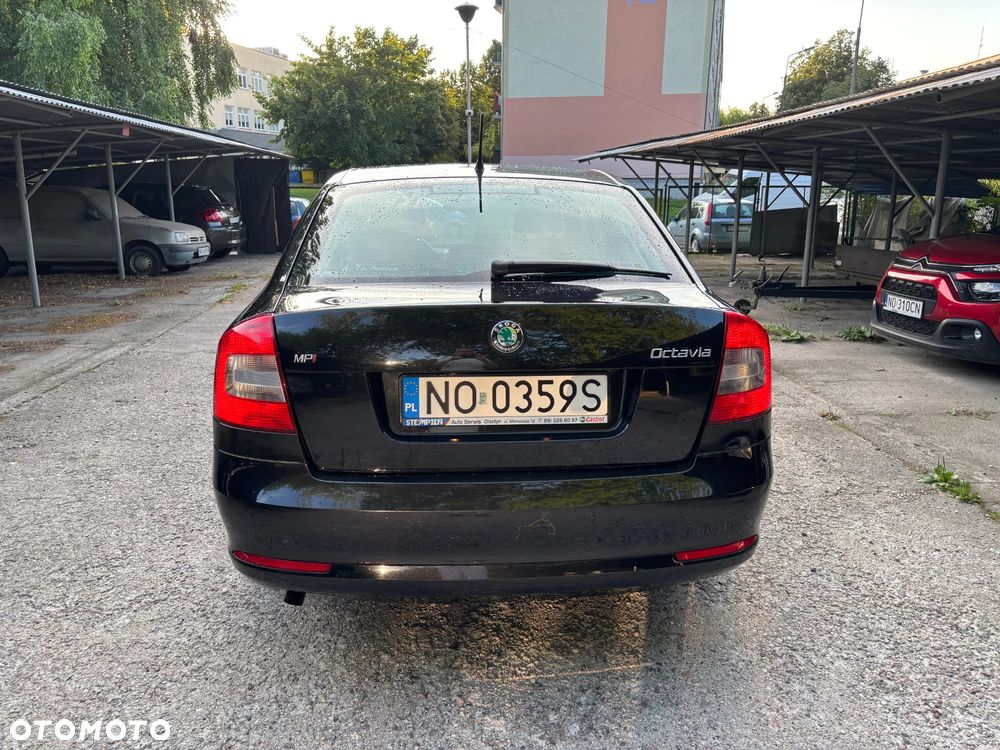 Skoda Octavia 1.6 - 9