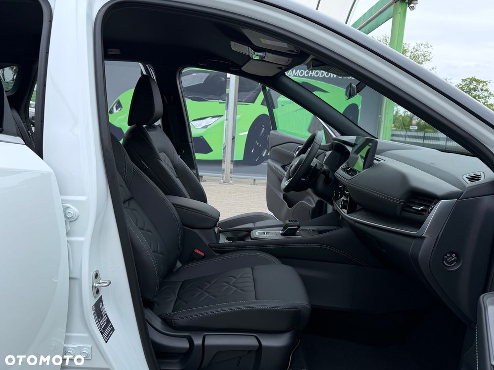 Nissan Qashqai 1.3 DIG-T Tekna DCT - 37
