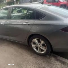 Opel Insignia - 15