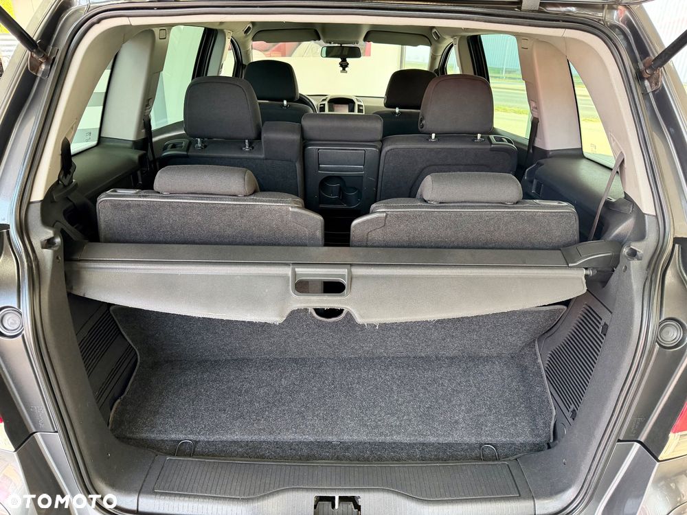 Opel Zafira - 15
