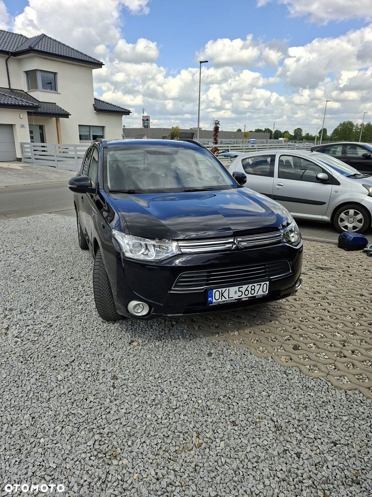 Mitsubishi Outlander 2.0 4WD - 1
