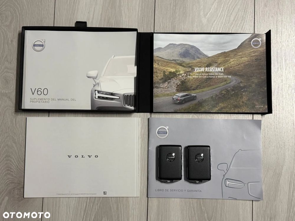 Volvo V60 D4 Momentum - 25