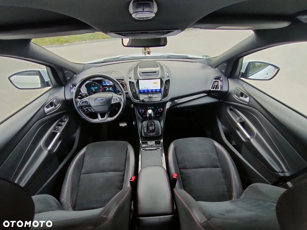 Ford Kuga 2.0 TDCi 4x4 ST-Line - 18