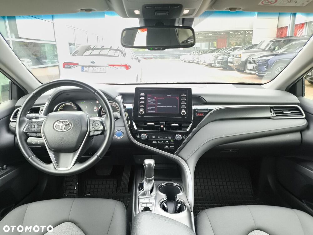 Toyota Camry 2.5 Hybrid Comfort CVT - 3