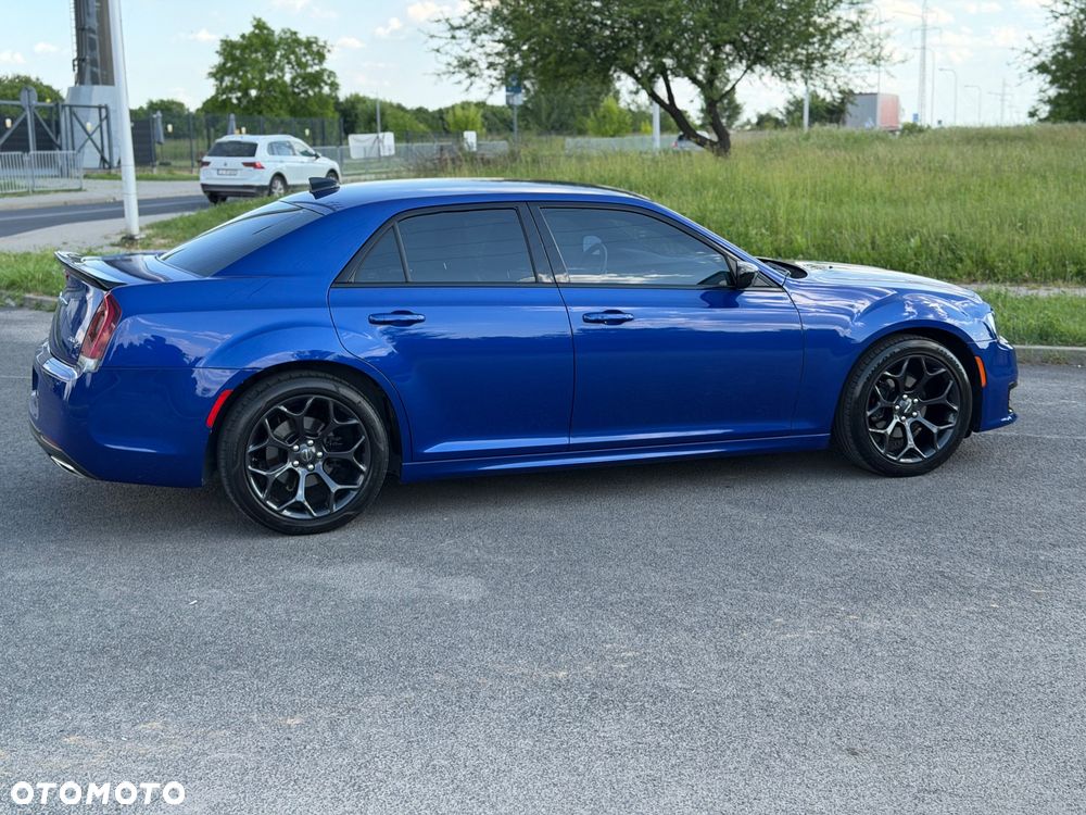 Chrysler 300s - 3