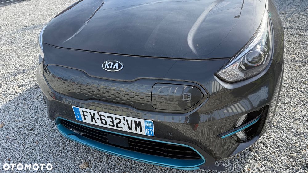 Kia Niro 64kWh L - 6