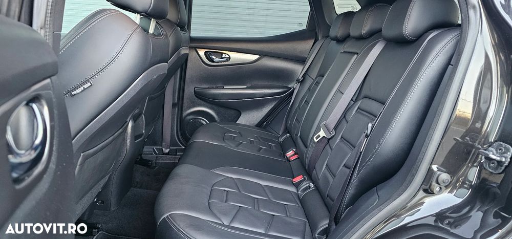 Nissan Qashqai 1.6 DCI Xtronic TEKNA+ - 15