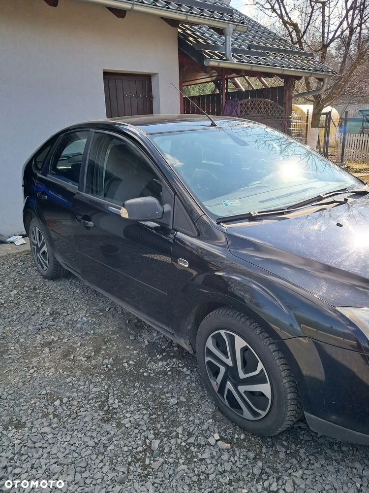 Ford Focus - 5