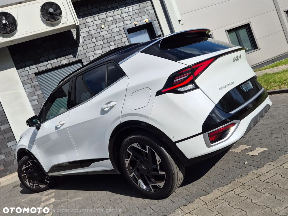 Kia Sportage 1.6 T-GDI AWD Paket GT-Line - 12