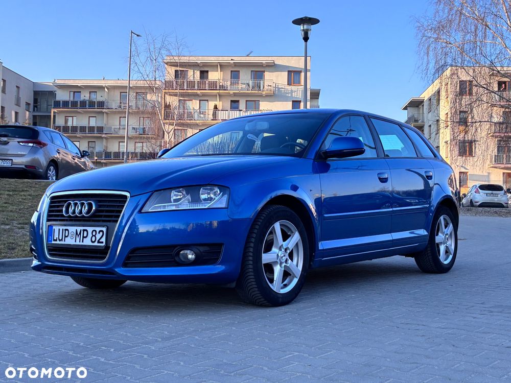Audi A3 Sportback 1.6 Ambiente - 19