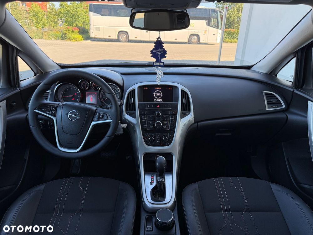 Opel Astra 1.4 Turbo Automatik - 28