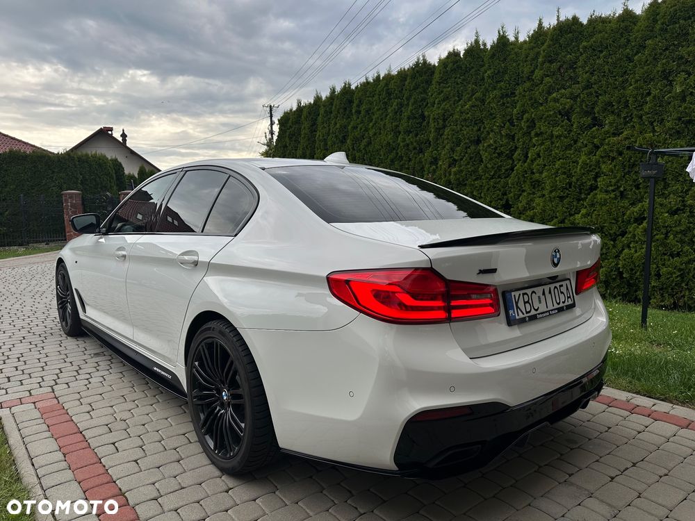 BMW Seria 5 520d xDrive M Sport Edition - 4