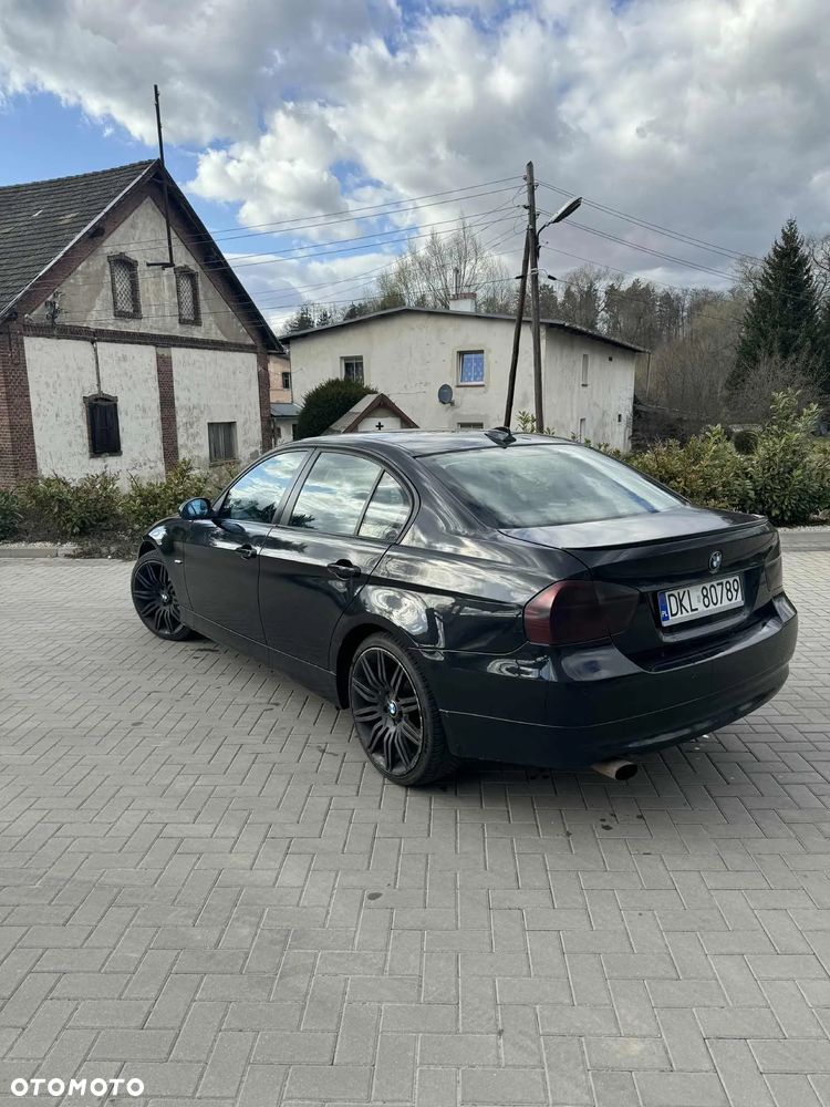 BMW Seria 3 320i - 2