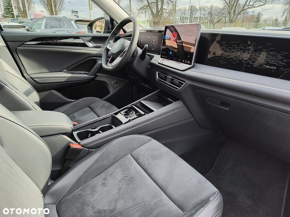 Volkswagen Tiguan - 11