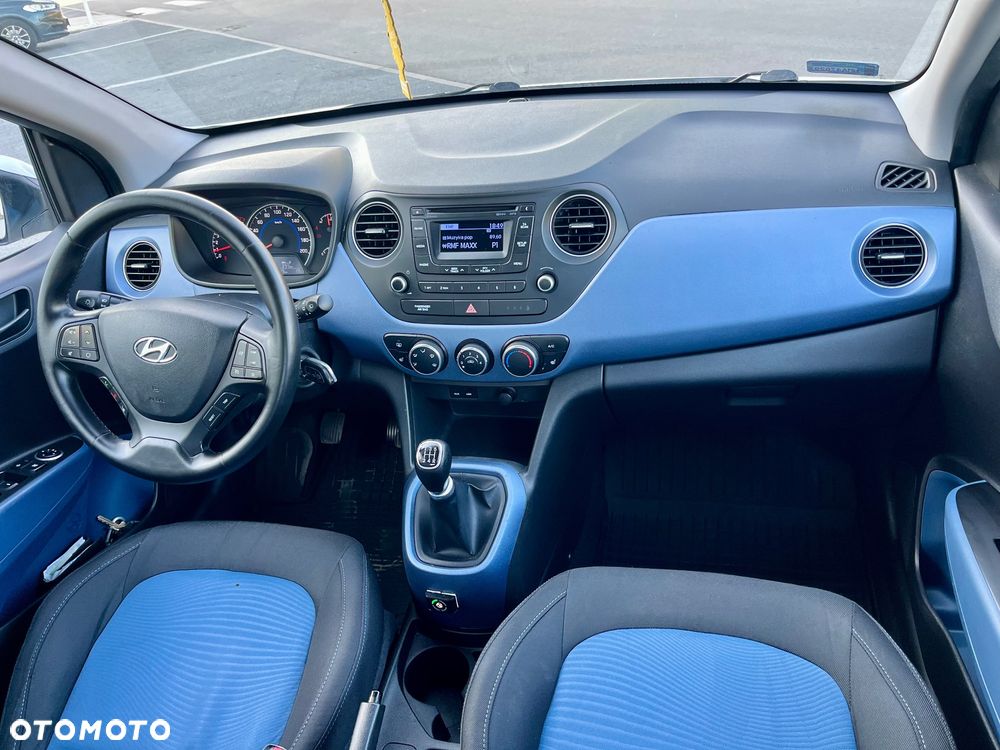 Hyundai i10 1.1 FIFA WM Edition - 7