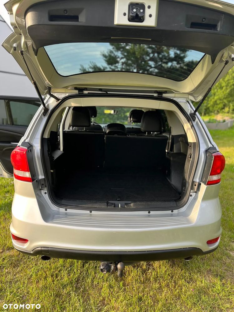 Dodge Journey - 11